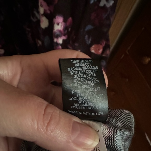 Torrid Super soft knit dress 2X EUC lightweight soft sweater v-neck ruching - Picture 14 of 14